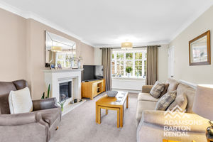 Photo 32- click for photo gallery